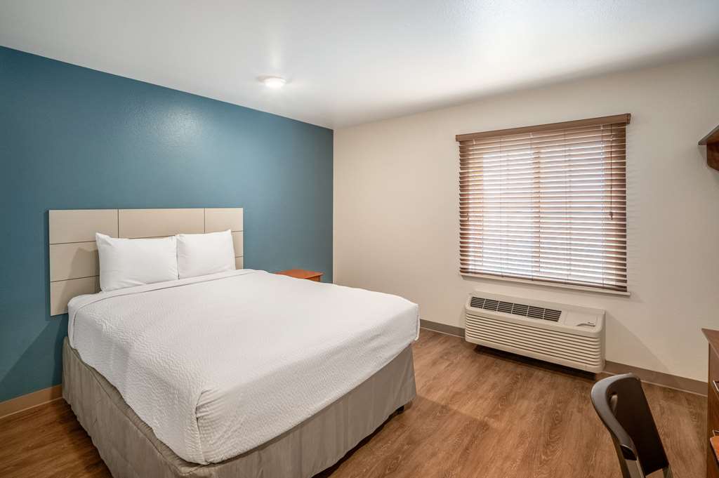 WOODSPRING SUITES CORPUS CHRISTI-guestroom-Guest Room,Suite,On-Site.jpg