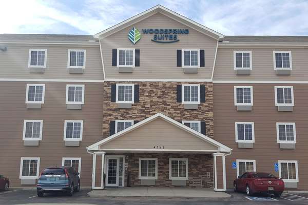 Exterior view - WoodSpring Suites Midland