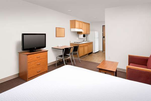  - WoodSpring Suites San Antonio - I-35, Exit 169