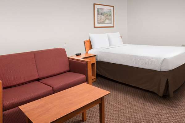  - WoodSpring Suites San Antonio - I-35, Exit 169