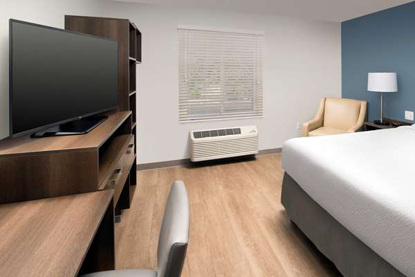  - WoodSpring Suites Gateway Hotel El Paso - I-10, Exit 34