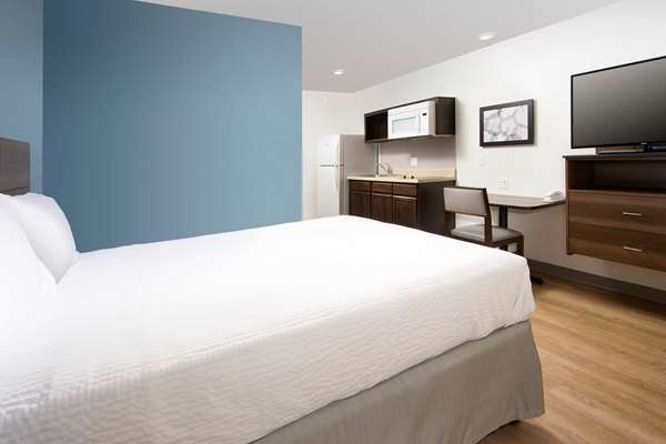  - WoodSpring Suites Gateway Hotel El Paso - I-10, Exit 34