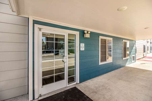 Exterior view - WoodSpring Suites Hotel Baytown - I-10, Exit 791