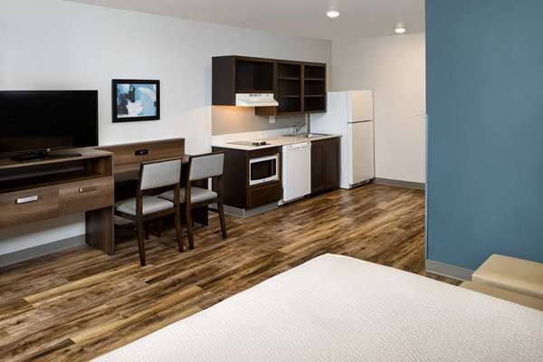  - WoodSpring Suites IAH Airport Humble - I-69, Exit 147