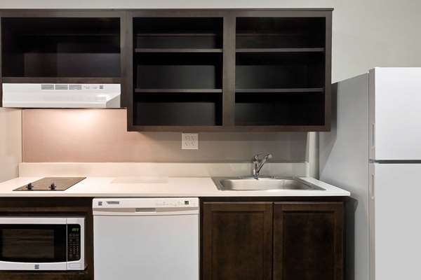  - WoodSpring Suites IAH Airport Humble - I-69, Exit 147