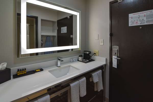  - Best Western Plus Lafayette Hotel University Area - I-65, Exit 172