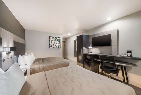  - Quality Inn & Suites Eastfield College Mesquite - I-30, Exit 55