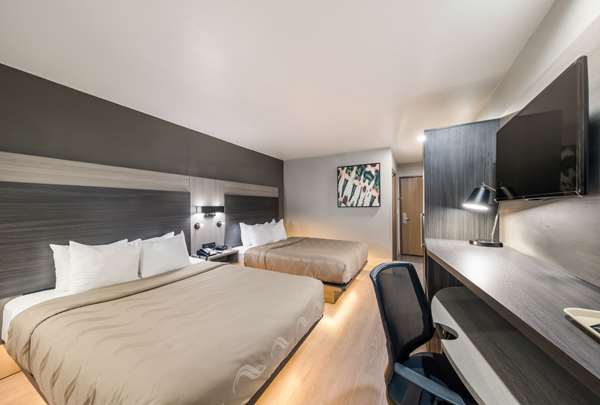  - Quality Inn & Suites Eastfield College Mesquite - I-30, Exit 55