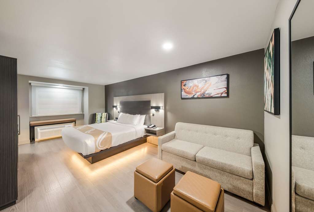 QUALITY INN AND SUITES NORTH MESQUI-guestroom-Guest Room,Suite,On-Site.jpg