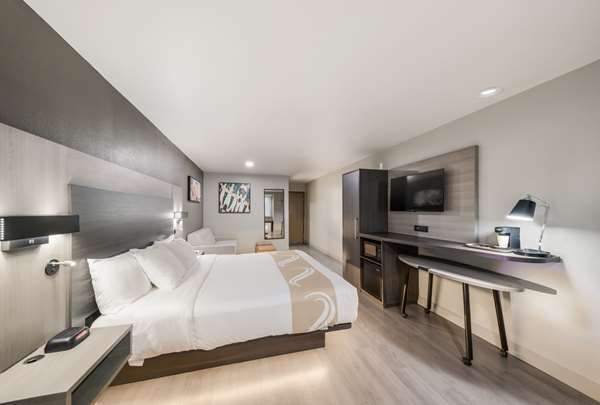 Suite - Quality Inn & Suites Eastfield College Mesquite - I-30, Exit 55