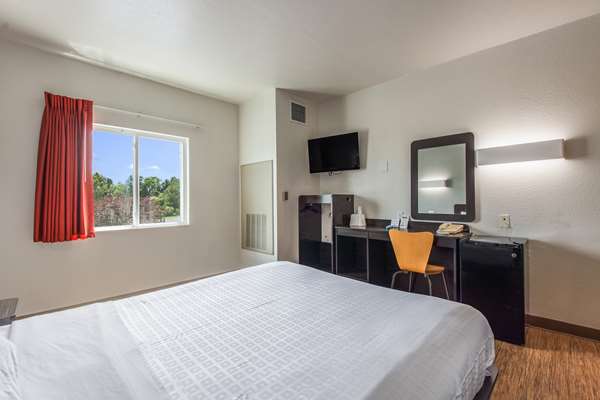  - Americas Best Value Inn East Knoxville - I-40, Exit 398