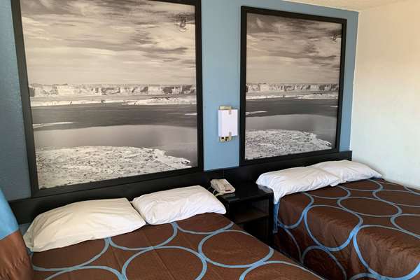  - Super 8 Motel West Phoenix - I-17, Exit 202