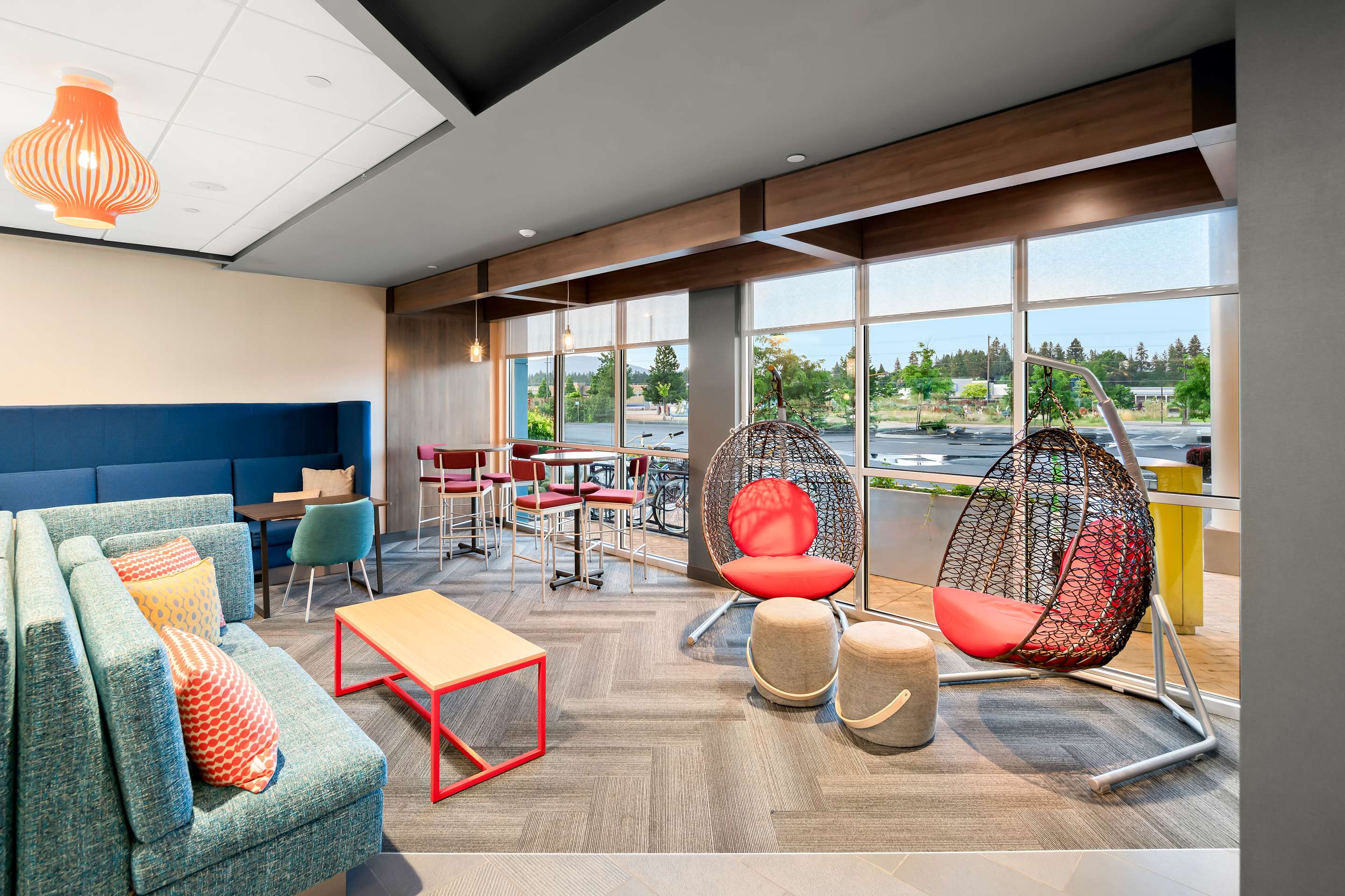 Lobby | Tru By Hilton Spokane Valley, WA