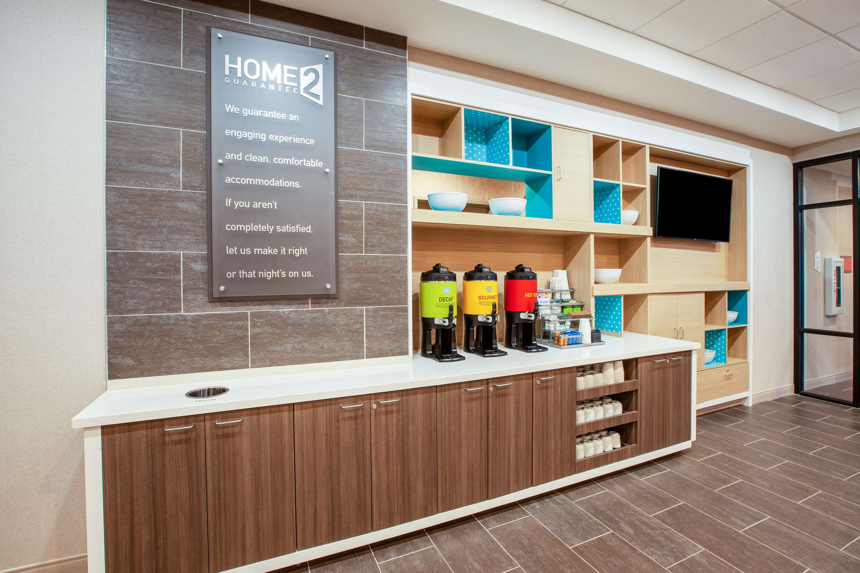 Lobby | Home2 Suites by Hilton Lewisburg