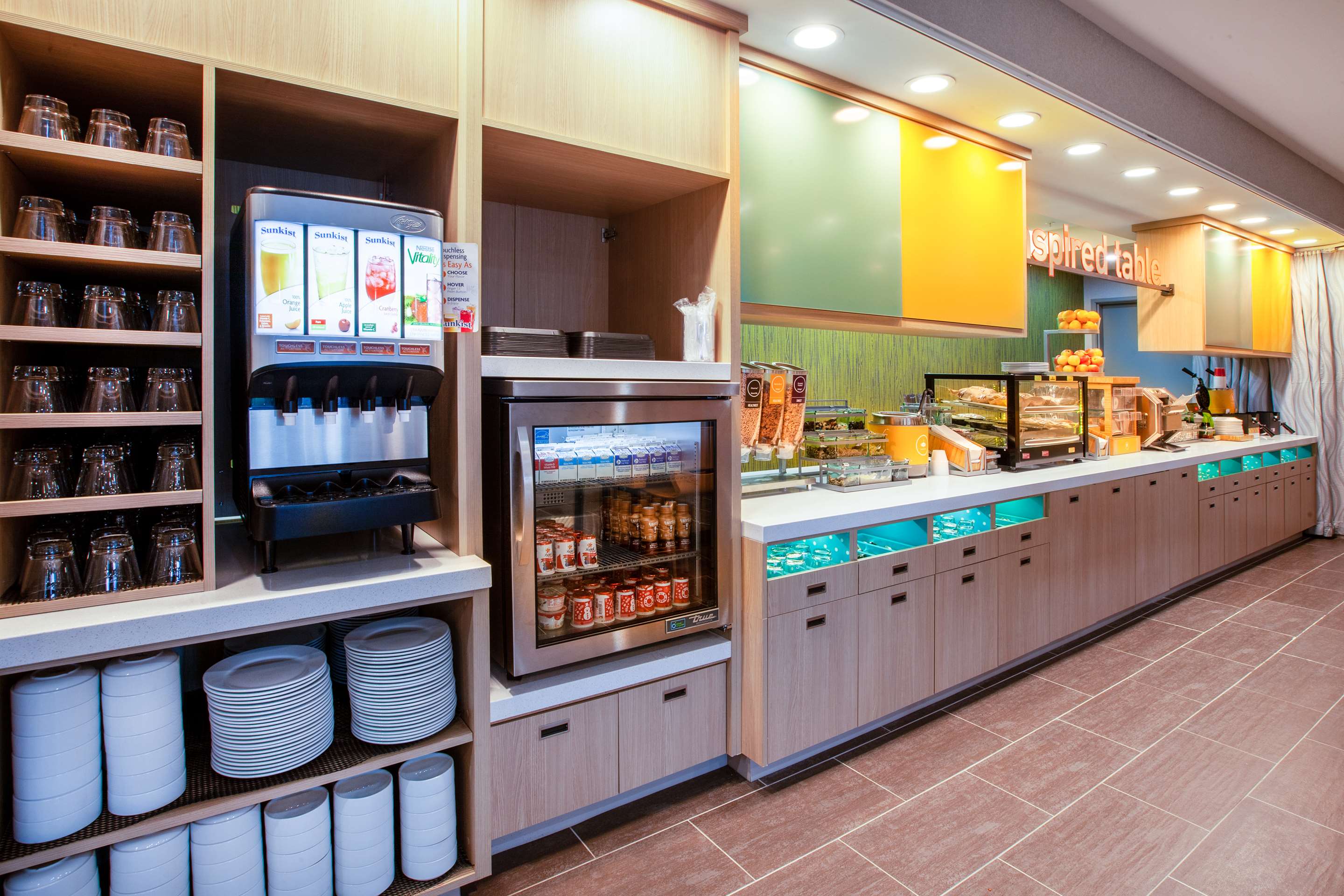 Breakfast Area | Home2 Suites by Hilton Lewisburg