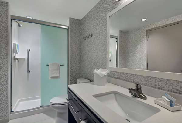  - Home2 Suites by Hilton Largo