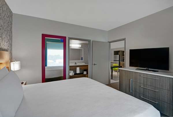 - Home2 Suites by Hilton Largo