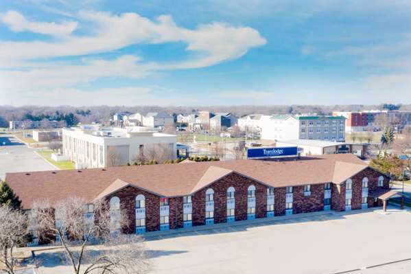 Exterior view - Travelodge Elkhart - I-80 & I-90, Exit 92
