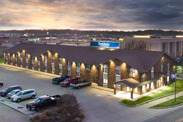 Exterior view - Travelodge Elkhart - I-80 & I-90, Exit 92