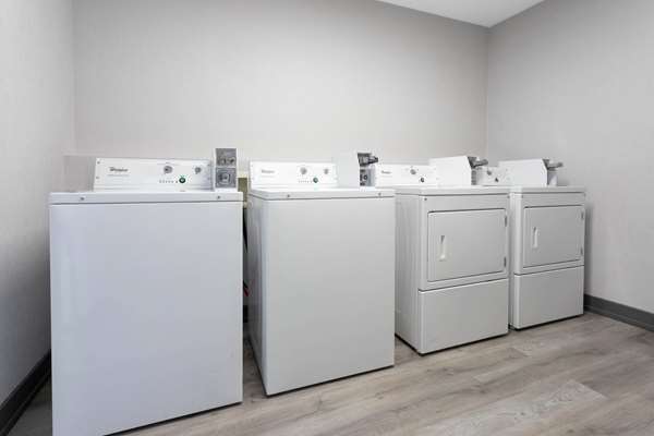 Amenities - Travelodge Elkhart - I-80 & I-90, Exit 92