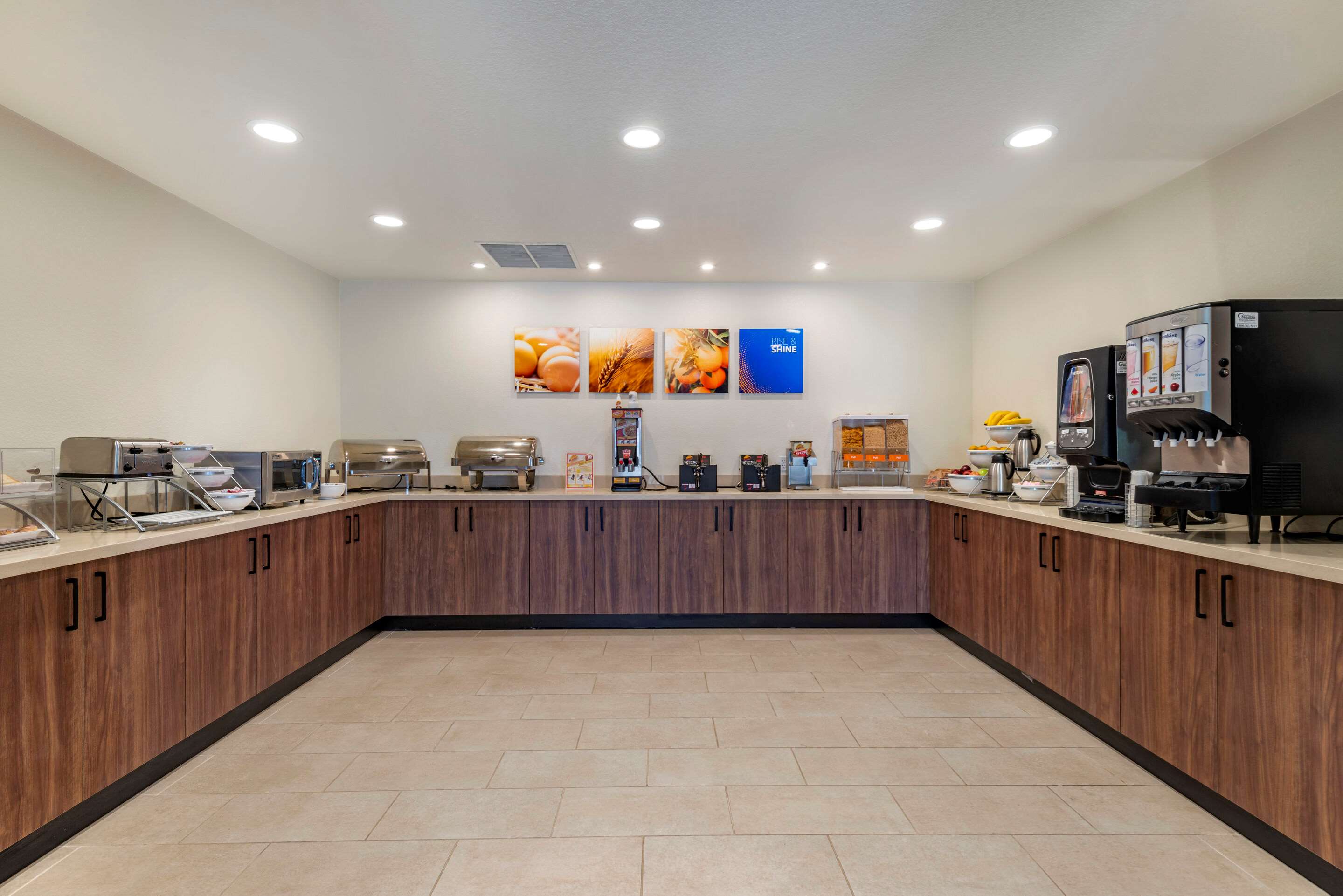 Breakfast area