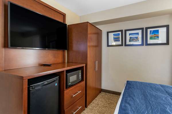  - Comfort Inn Opryland Area Nashville - TN 155, Exit 12