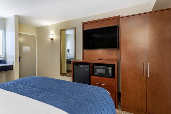  - Comfort Inn Opryland Area Nashville - TN 155, Exit 12