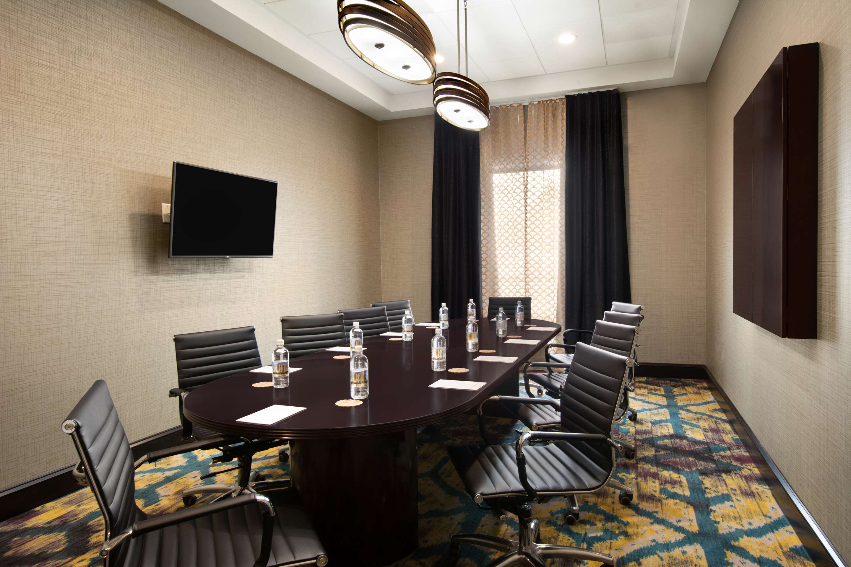 Meeting Room | DoubleTree by Hilton Charleston Mount Pleasant