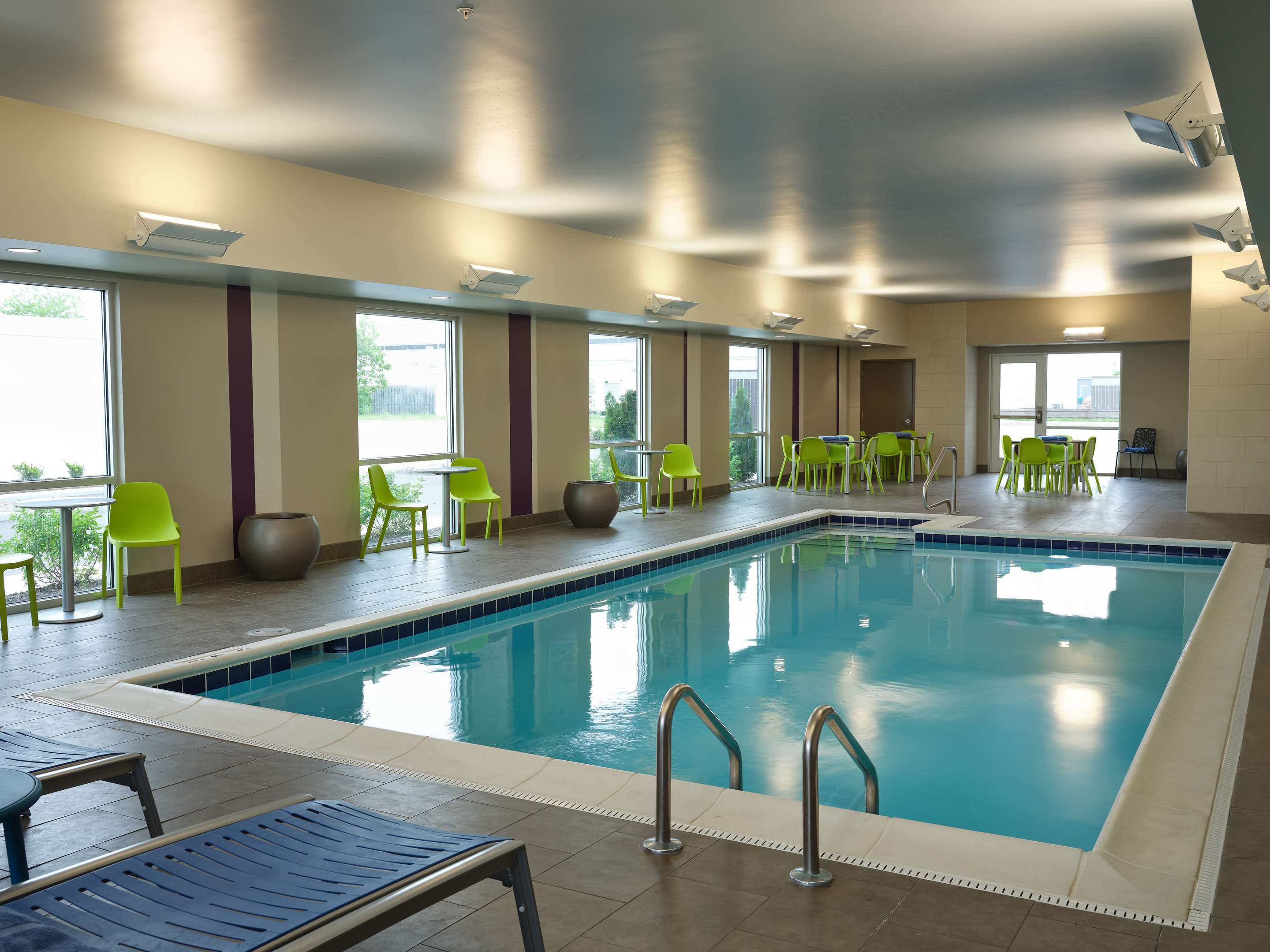Pool | Home2 Suites By Hilton Fishers Indianapolis Northeast