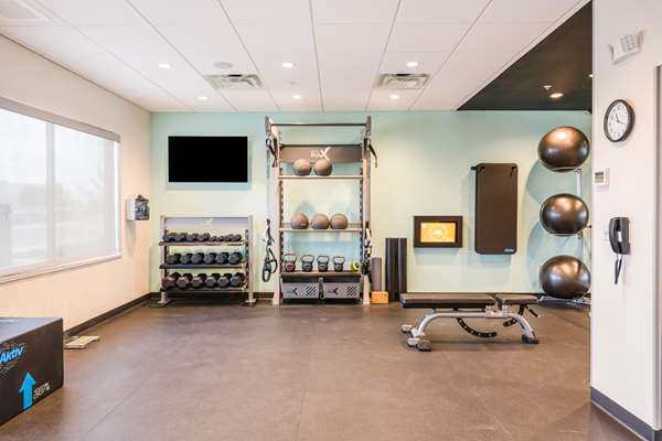 Fitness/ Exercise Room - Tru by Hilton Hotel Midland