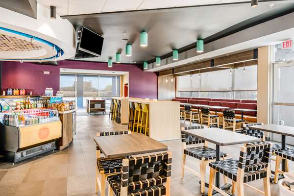 Amenities - Tru by Hilton Hotel Midland