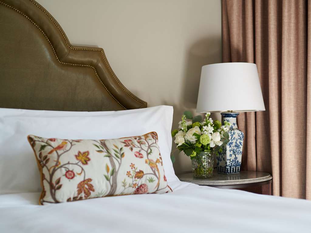 Guest photo