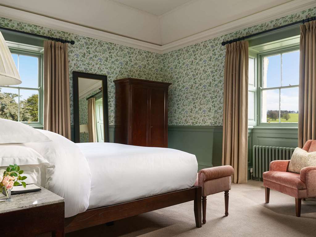 Guest photo