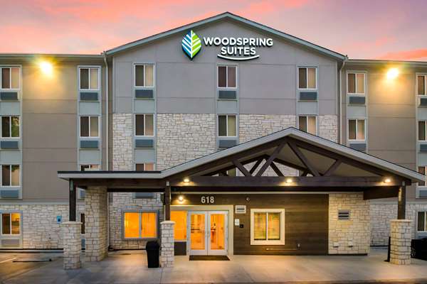 Exterior view - WoodSpring Suites Lake Jackson