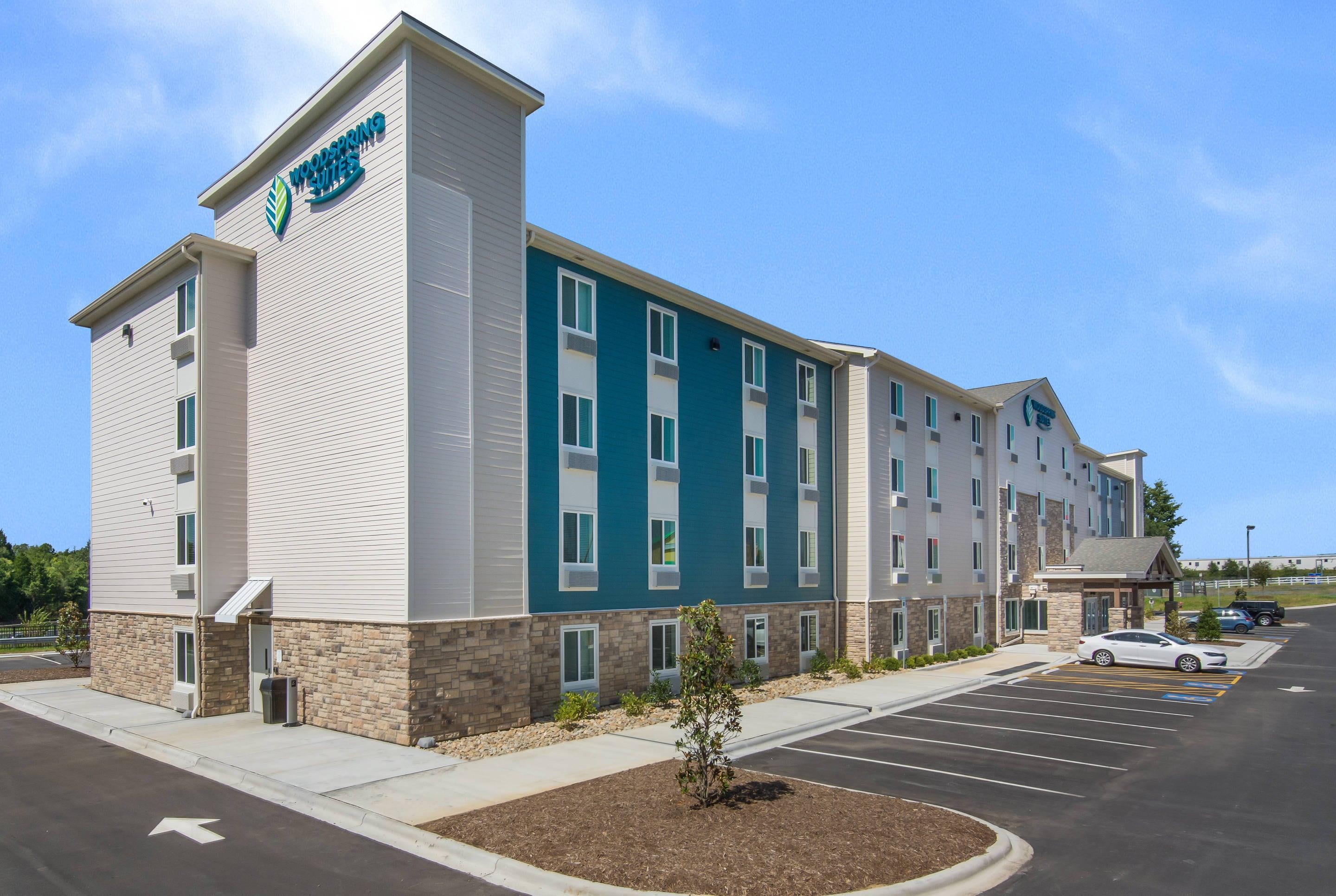 Hotel exterior | WoodSpring Suites Fort Mill