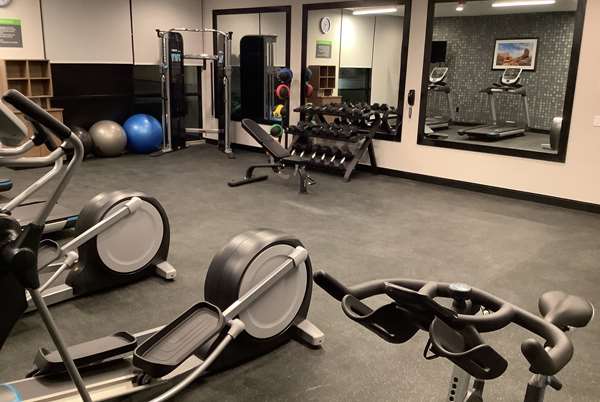 Fitness/ Exercise Room - La Quinta Inn & Suites Littleton