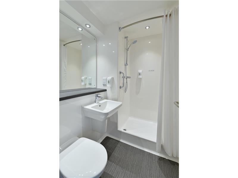 Guest Room,Bathroom,On-Site