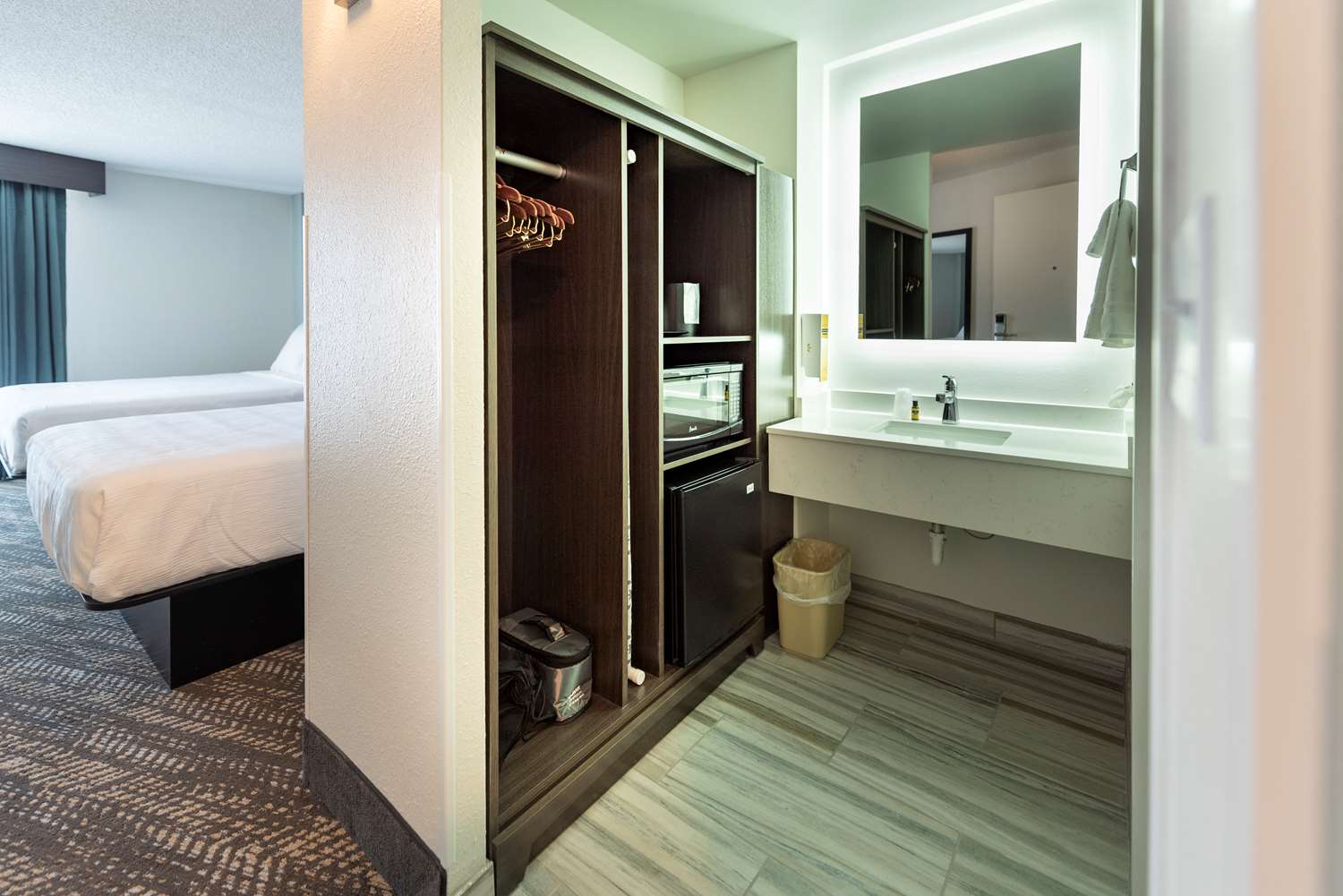 Best Western Plus Wausau Tower Inn, WI See Discounts