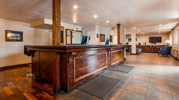  - SureStay Plus Hotel by Best Western Susanville