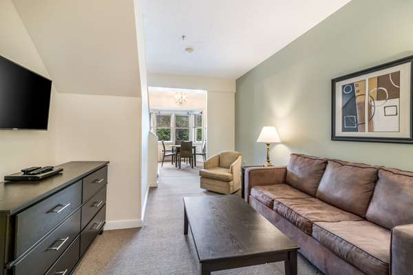 Suite - Valley Inn Waterville Valley