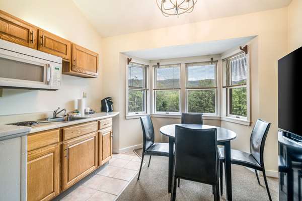 Suite - Valley Inn Waterville Valley