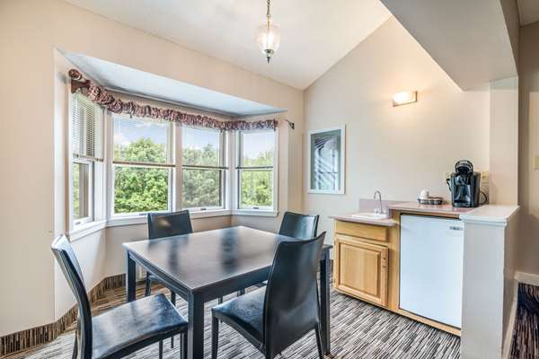 Suite - Valley Inn Waterville Valley