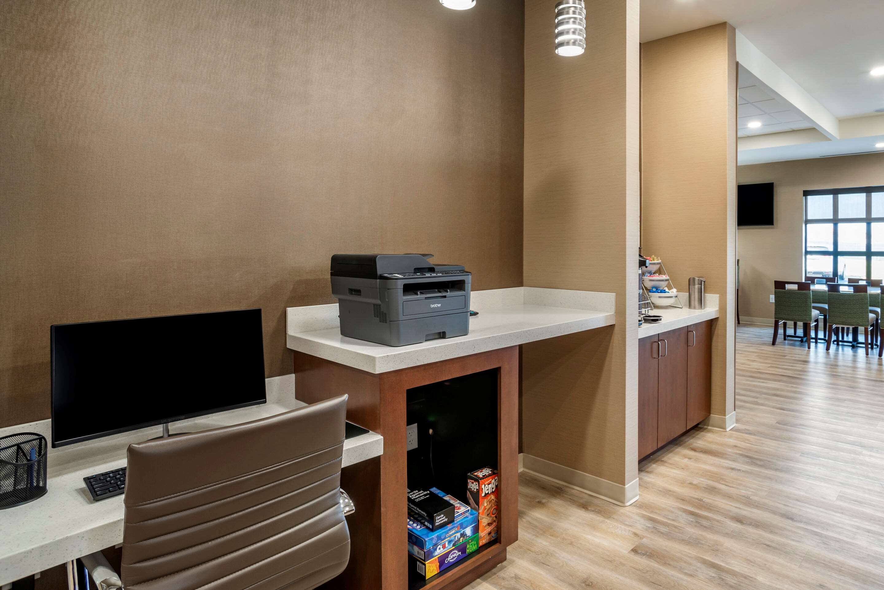 Computer in the lobby | Comfort Inn & Suites