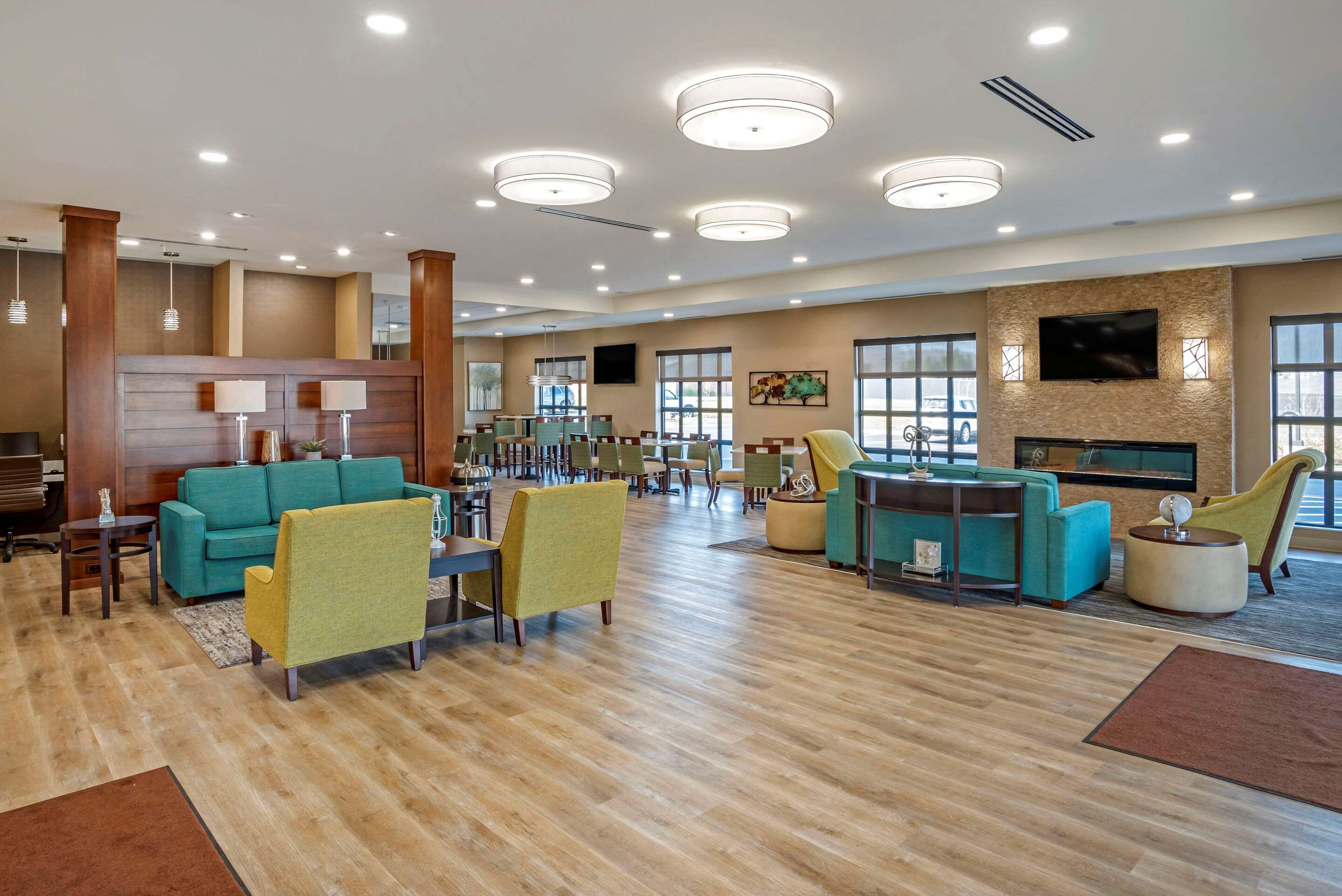 Hotel lobby | Comfort Inn & Suites