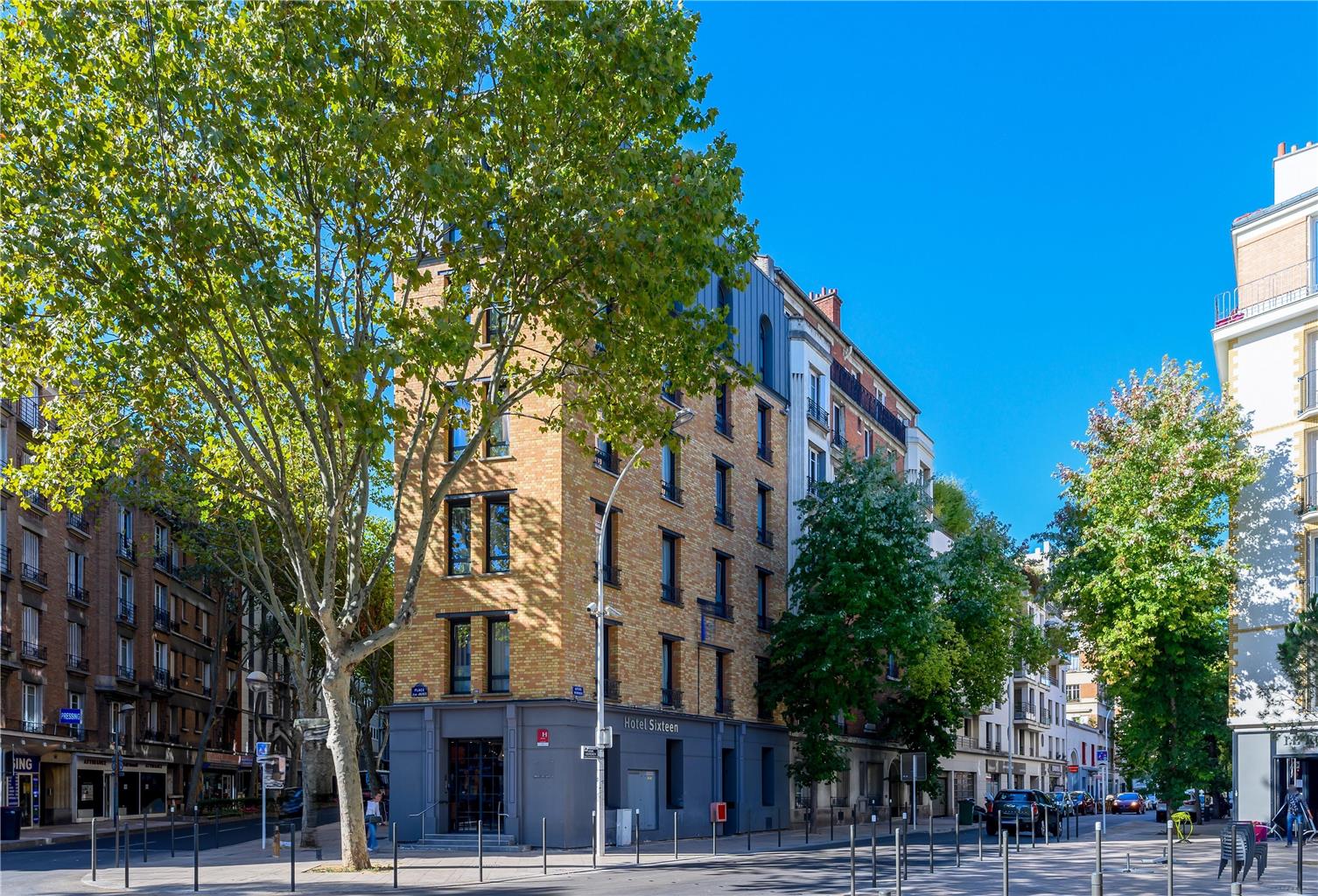 Hotel Sixteen Montrouge