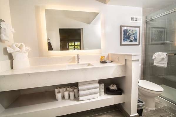  - Palm Garden Hotel Thousand Oaks