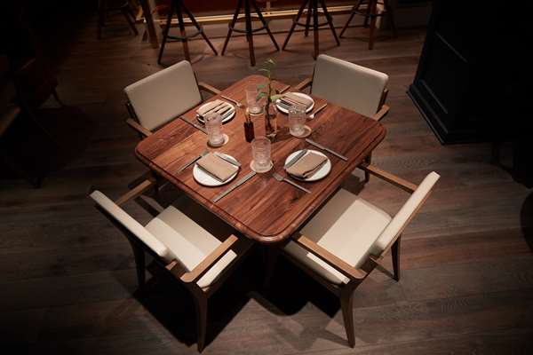 Restaurant - Hotel Kansas City Downtown - I-670, Exits 2R & 2S