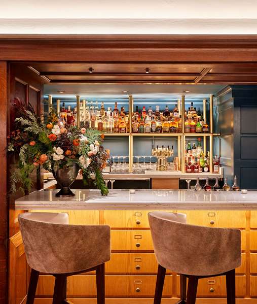 Restaurant - Hotel Kansas City Downtown - I-670, Exits 2R & 2S