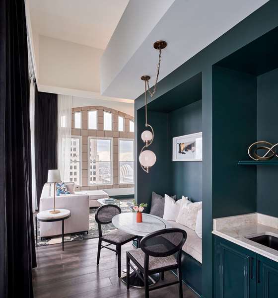 Suite - Hotel Kansas City Downtown - I-670, Exits 2R & 2S