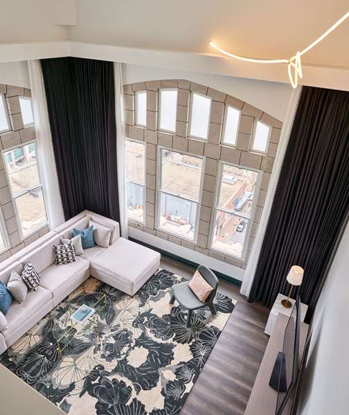 Suite - Hotel Kansas City Downtown - I-670, Exits 2R & 2S